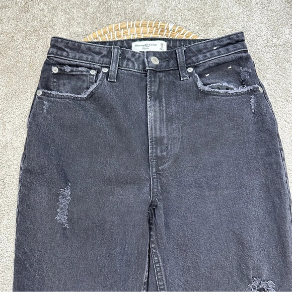 Abercrombie & Fitch Curve Love The Mom High Rise Skinny Jean Black Destroy 26 2R - Picture 4 of 15